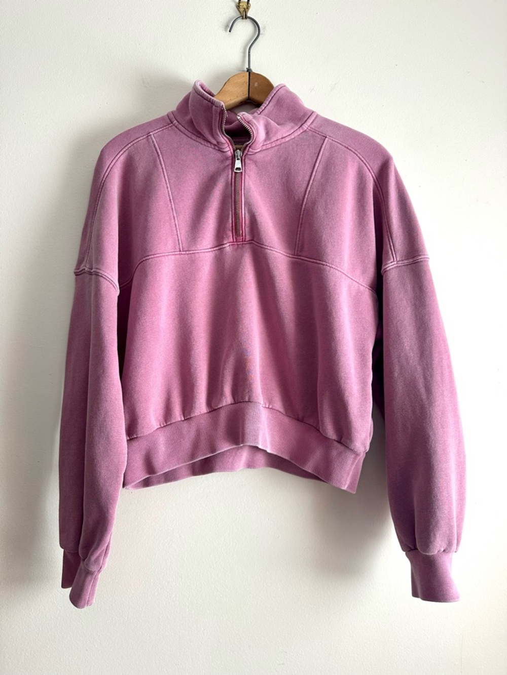 A&F • Pink Essential‎ Garment Dyed Half Zip Sweatshirt